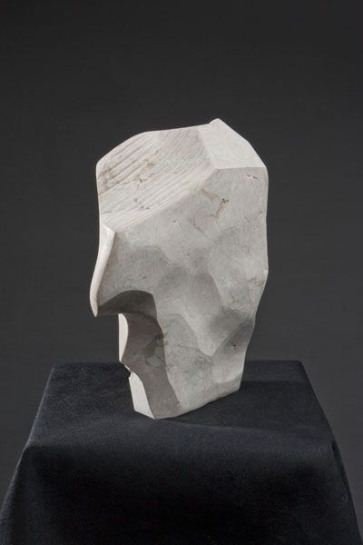 Antonio Lengua. «Nasone». Скульптура из камня - 2013 г.