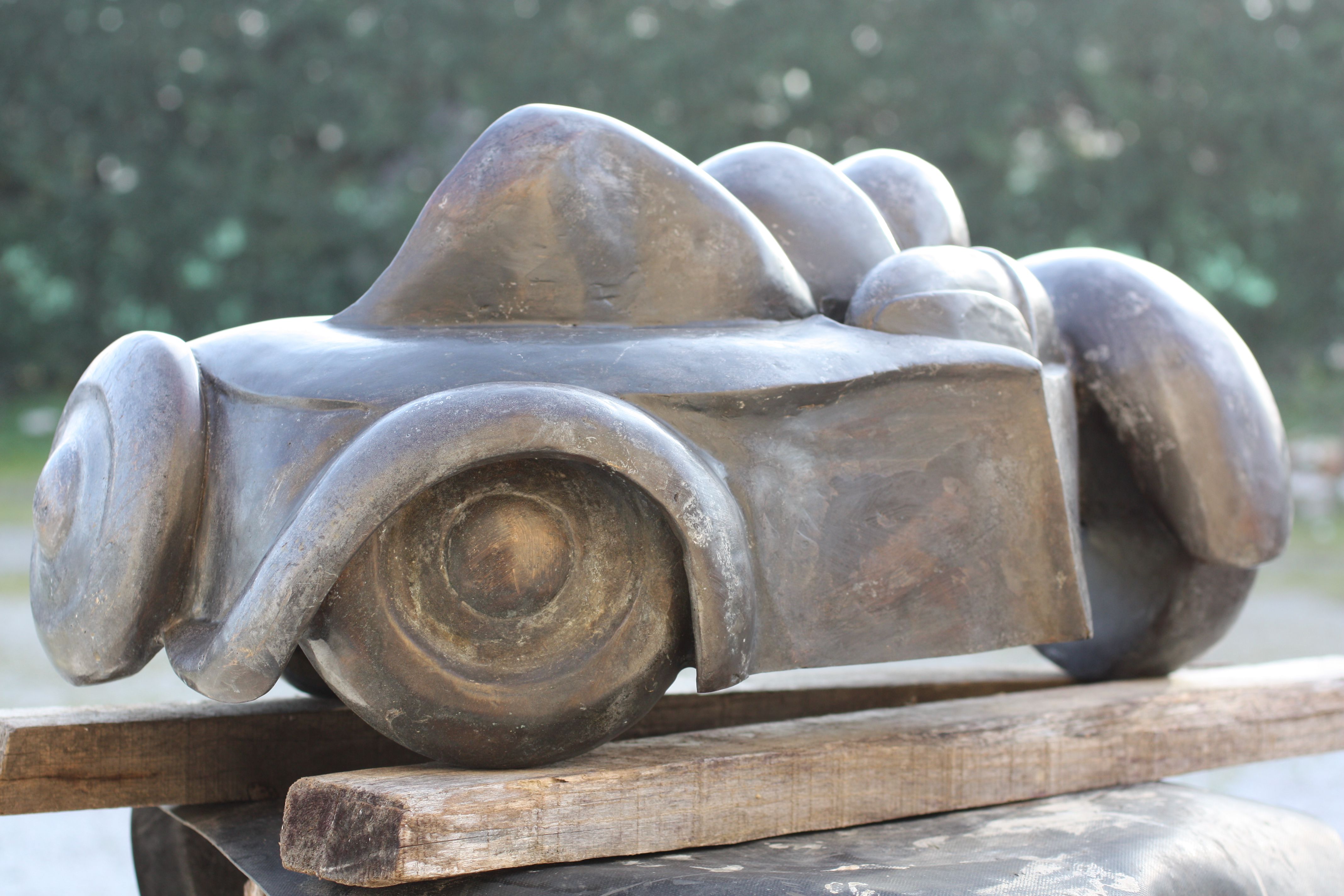 Antonio Lengua. «Nuvolari». Скульптура из бронзы - 2012 г.