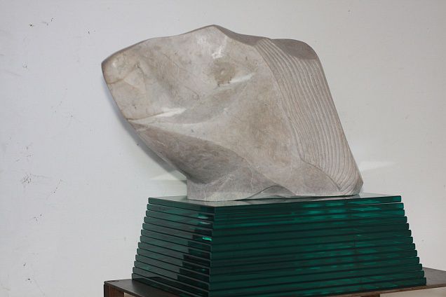 Antonio Lengua. «Testa d'orso». Скульптура из камня - 2014 г.